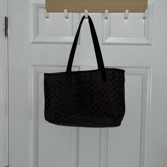 Coach Totebag - Picture 3 of 6